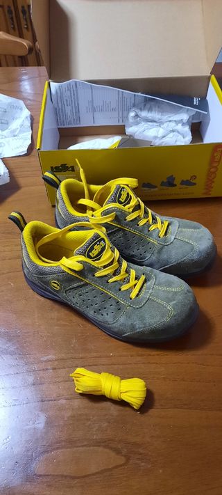 Zapatos de seguridad / Talla 37