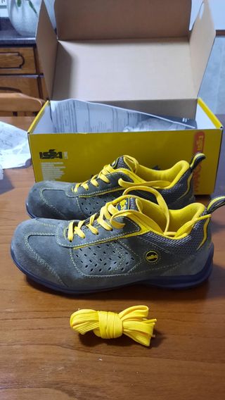 Zapatos de seguridad / Talla 37