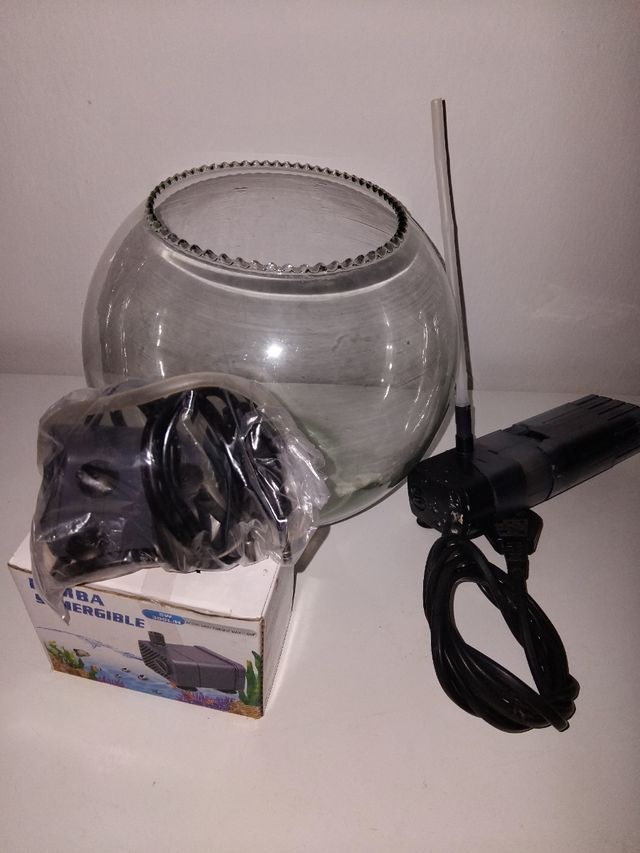 Pecera 3L y bombas de agua