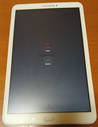 GALAXY TAB A6 2016 CON TECLADO INALÁMBRICO
