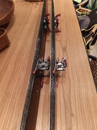 Esquis de travesía de competición ATK