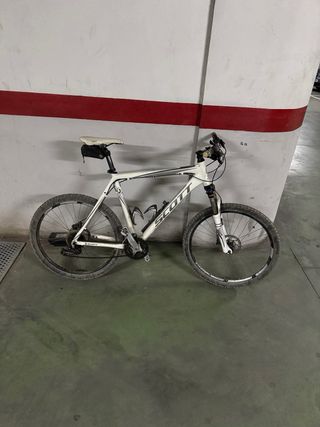 Bicicleta scott mtb