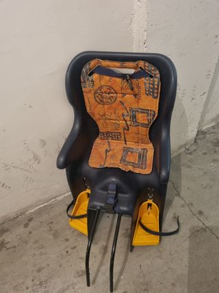 Silla infantil para bicicleta .en buen estado