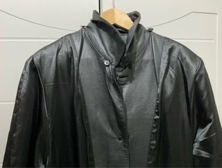 Abrigo3/4 de cuero con cuello de zorro desmontable