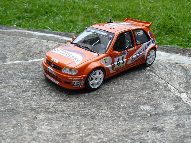 Calcas escala 1/18 saxo kit car