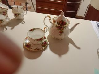 Vajilla Royal Albert