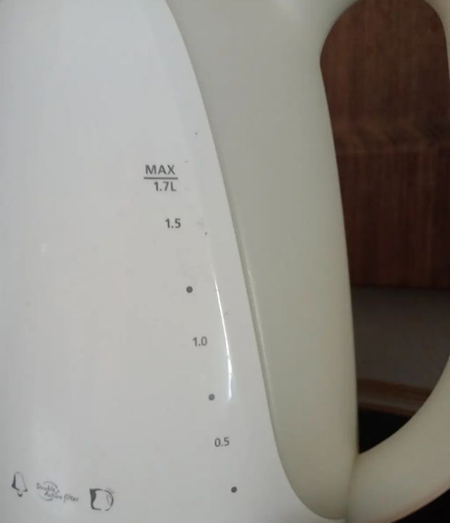 Bollitore Philips 1,7 litri rapidissimo 