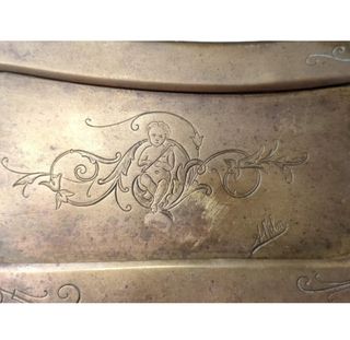 Antica cariola giocattolo in rame cesellata