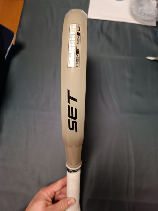 Pala pádel Set modelo Geri 2024