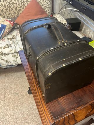 BAUL MEDIANO DE MADERA.