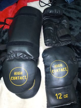 Guantes boxeo y espinilleras Muay Thai k