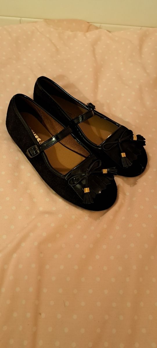 Manoletina de piel Chuches