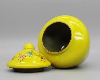 Antiguo bote porcelana China.SELLO.  Dibujo pájaro