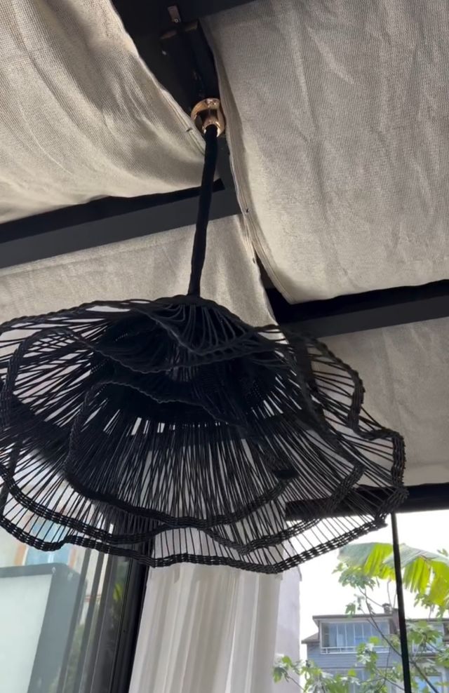 Lámpara de techo de mimbre ecológico 