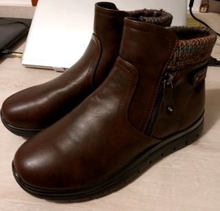 Botas de invierno alemanas nuevas