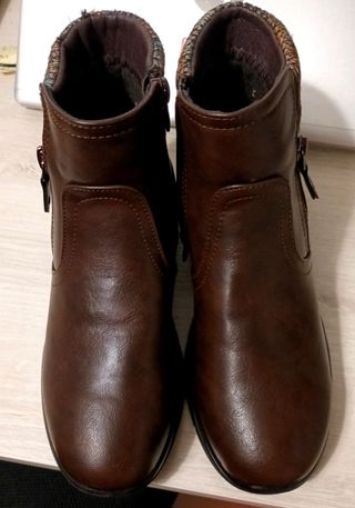 Botas de invierno alemanas nuevas