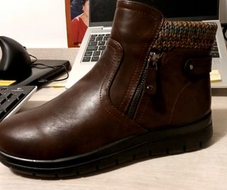 Botas de invierno alemanas nuevas