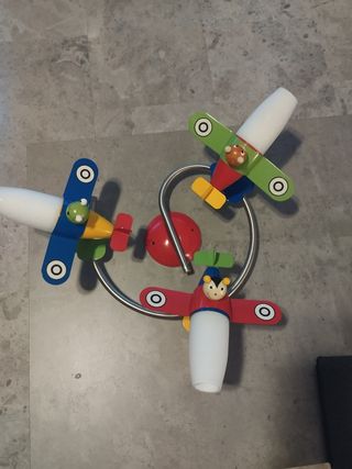 Lámpara infantil avión