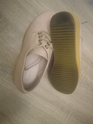 Zapatos planos cordones color nude del35