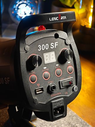 Flash estudio Lencarta 300 SF