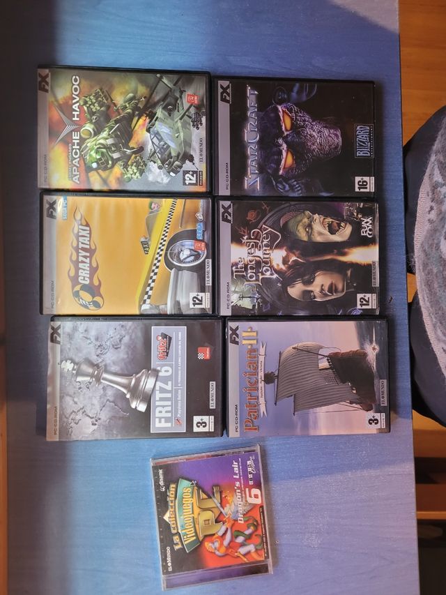 Pack de videojuegos ordenador