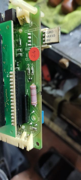 Pantalla display más cpu vending