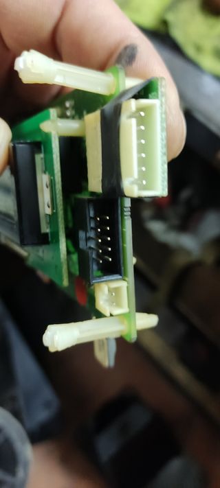 Pantalla display más cpu vending
