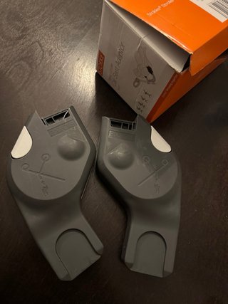 ADAPTADOR DE SILLA DE COCHE PARA COCHECITOS STOKKE
