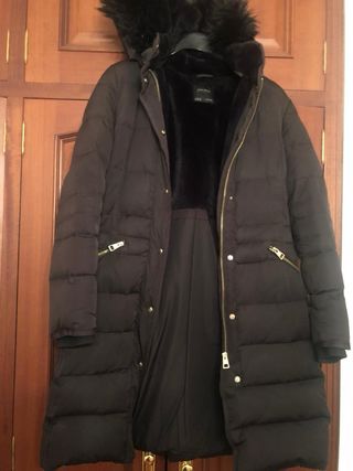Parka con pelo por dentro. Talla M. Como