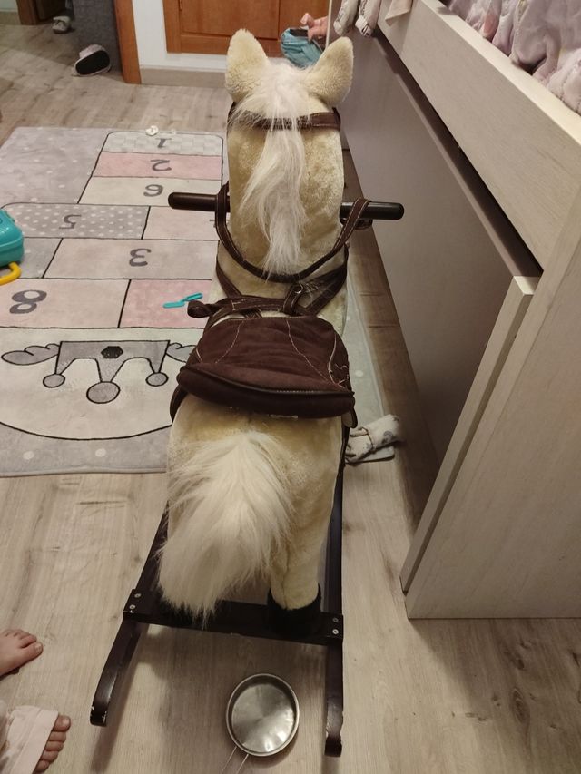 Cavalinho de madeira