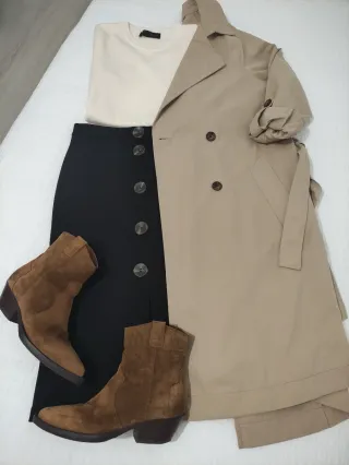 Falda lápiz negra elástica