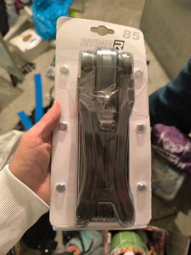 Candado de bici pegable