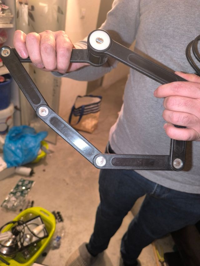 Candado de bici pegable