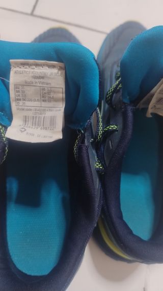 Zapatillas running trail y xcountry niño