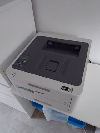 Impresora laser a color wifi