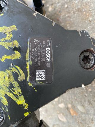 Bomba inyectora mercedes vito viano