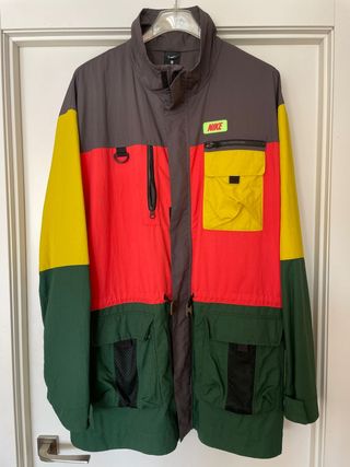 Chaqueta Nike cortavientos