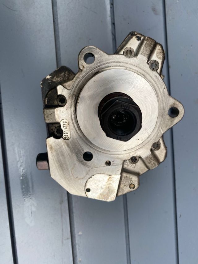 Bomba inyectora bmw 320d 150cv