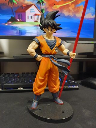 Figura Goku bastón 