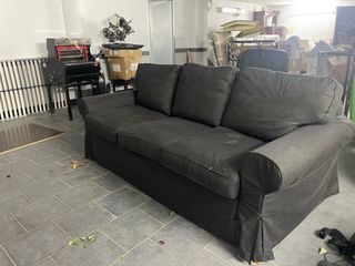 Sofa cama y Puff reposapies Ikea