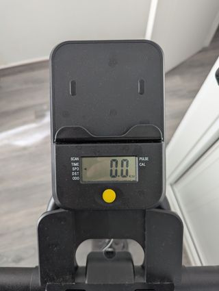 Bicicleta estática prácticamente nueva
