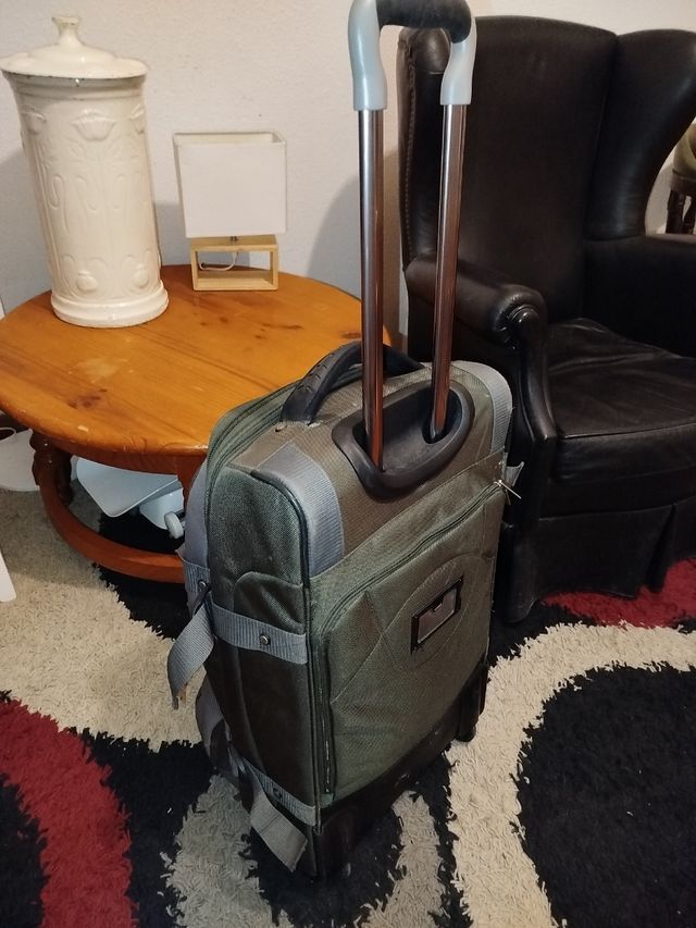 Maleta de viaje con ruedas