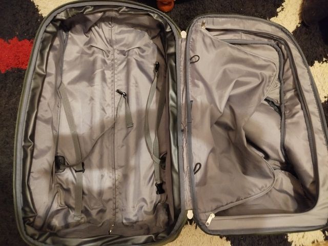 Maleta de viaje con ruedas