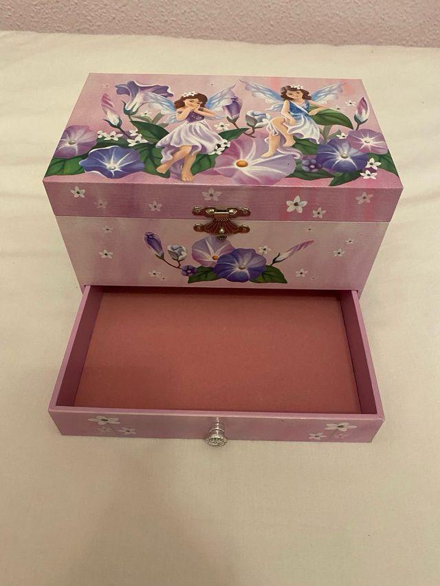 Caja joyero con musica