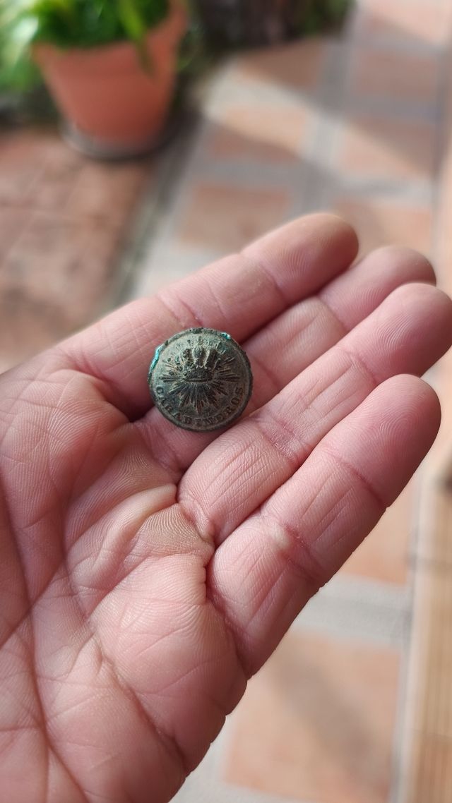 Boton de los carabineros antiguos