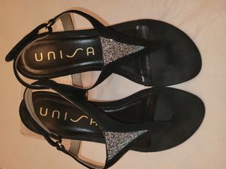Sandalias Unisa