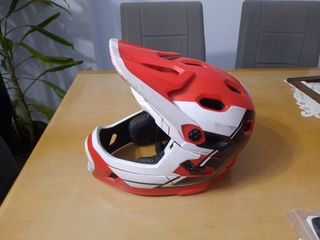 Casco Bell Super DH Mips talla M