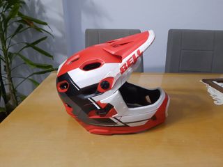 Casco Bell Super DH Mips talla M