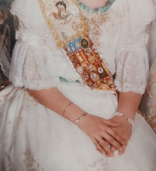 Traje fallera.. falta planchar.