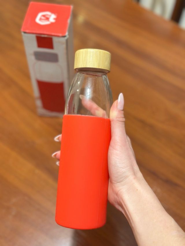 Bottiglia d'acqua in vetro da 500 ml